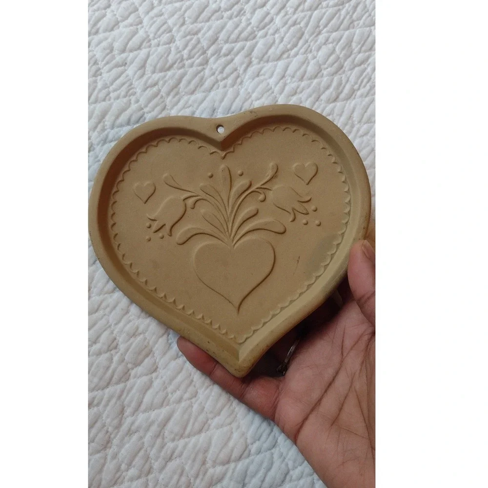 Vintage Brown Bag Cookie Art 1986 Heart Floral Tulip Stoneware Cookie Mold
